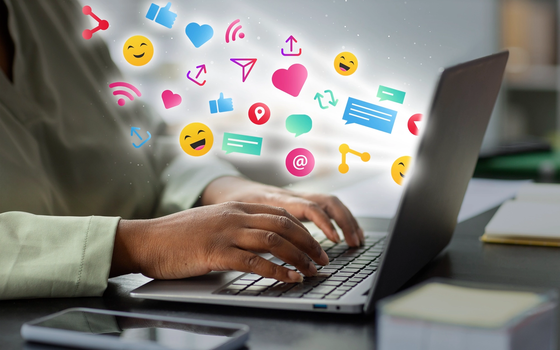 Nexlla Creative Agency - Social Media Advertising Solutions